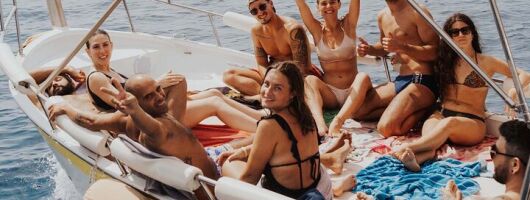 Private Boat Tour Along the Cinque Terre 