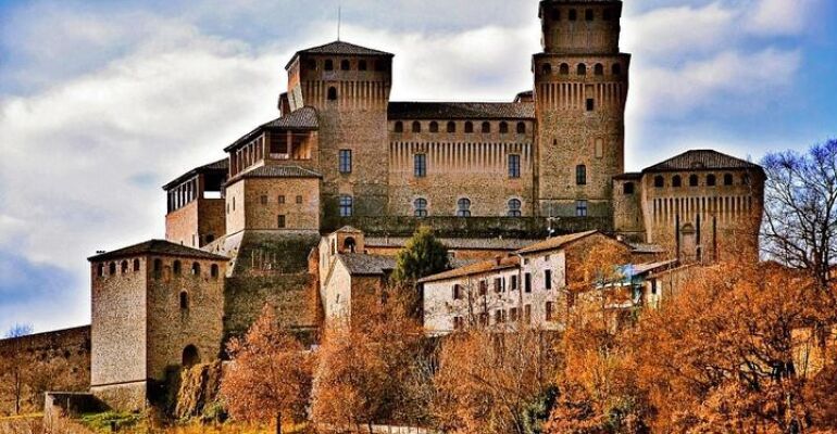 Parma Wine Tasting and Vineyard Tour
