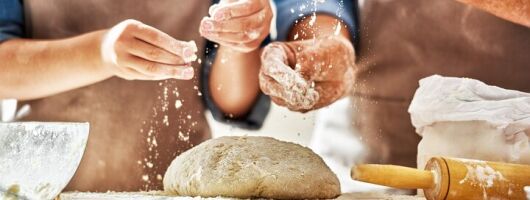 Bari: Home Cooking Class- Make Cavatelli & Capunti with Wine