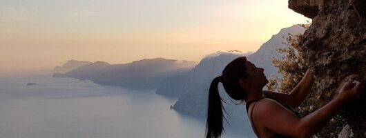Climbing on the Path of the Gods