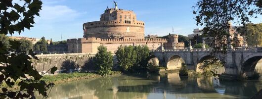 Private Walking tour in Castel Sant'Angelo with Pickup