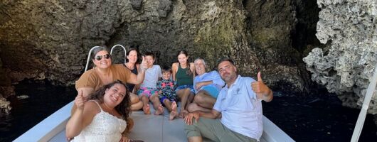From Messina boat tour to discover Isola Bella and Taormina 