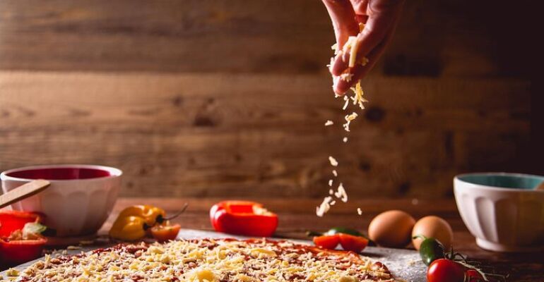 Trastevere Roman Pizza Making Class Experience