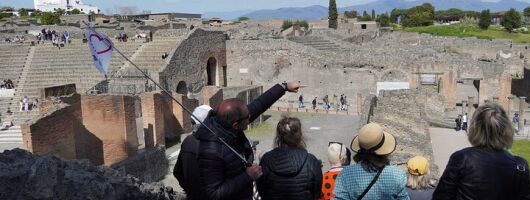 Sorrento & Pompeii Guided Day Trip from Rome with Optional Pickup