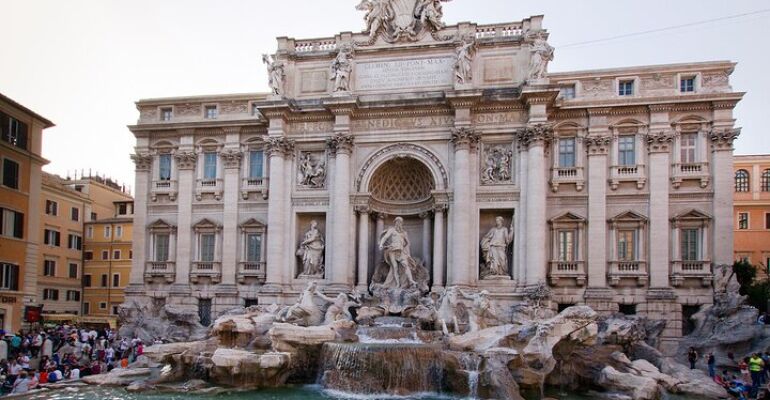 Rome Historic Center and Colosseum Walking Tour