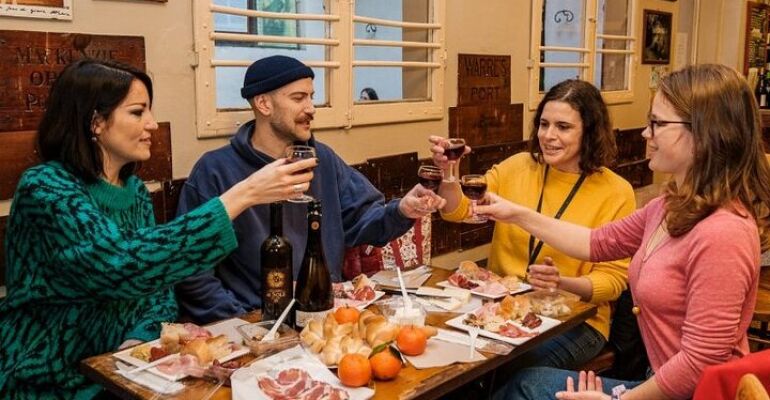 Bologna Private Walking Tour and Food Tasting