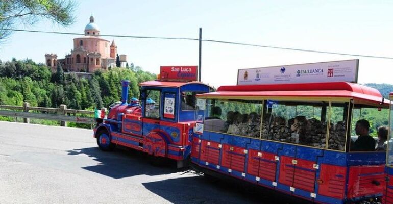 Bologna San Luca Express and Tasting Tour
