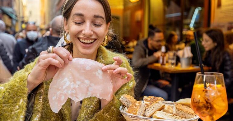Bologna City Food Tour and Shopping Experience