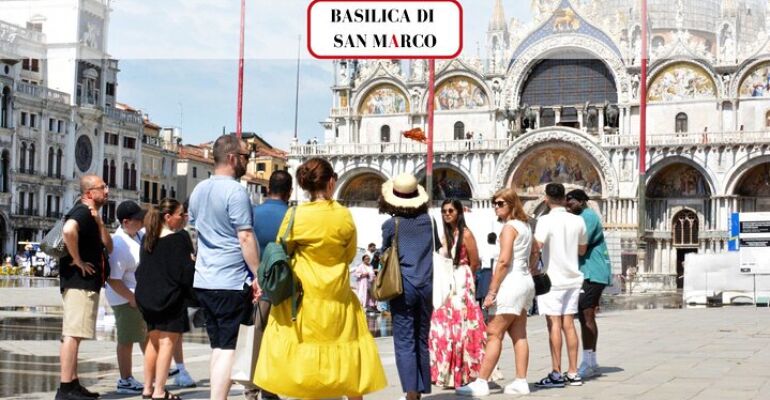Venice Grand Tour with Gondola Ride