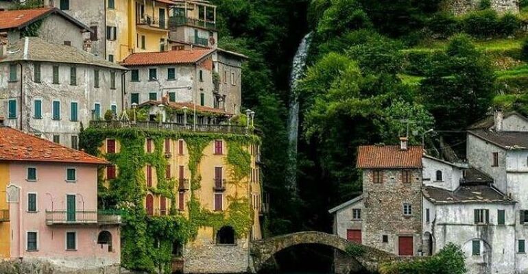 Lake Como Private Scenic Boat Cruise