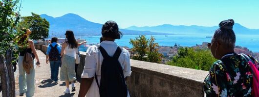 Naples Panoramic Walking Tour: From the hill to the center