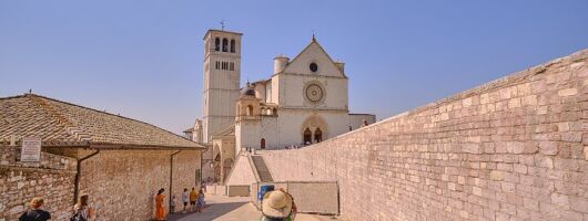 Heart of Umbria: explore the mystic towns of Orvieto and Assisi