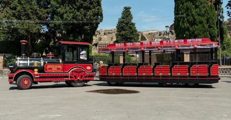 Pompeii Guided Tour and Virtual Museum Pass