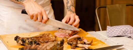 Master the Art of Florentine Steak: A Unique Cooking Experience!