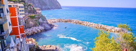 Cinque Terre hiking tour from La Spezia port