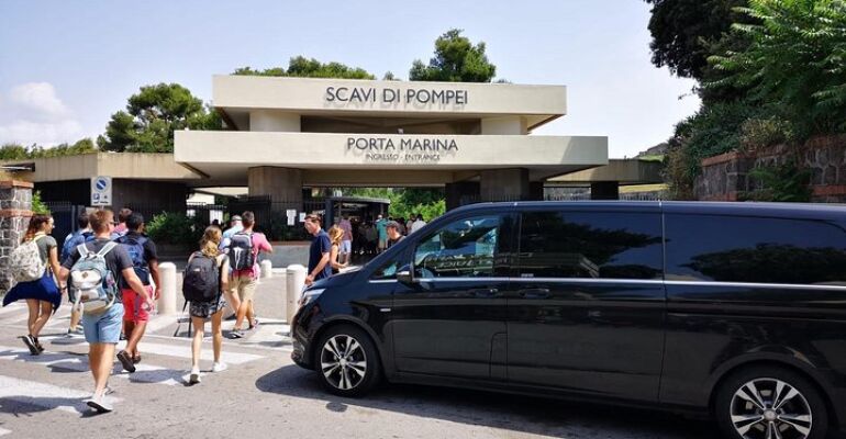 Rome Pompeii Archaeological Park Day Tour