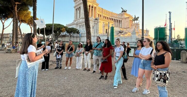 Rome Iconic Landmarks Walking Tour