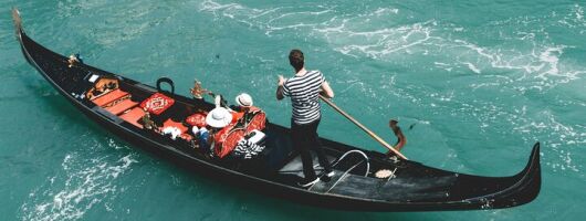 Venice Gondola Ride and Walking Guided Tour