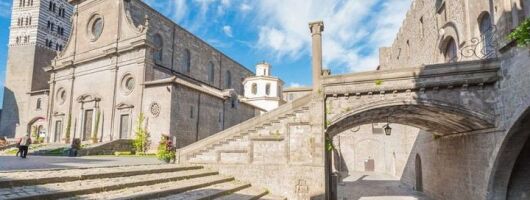 Viterbo and Tuscia: full-day private tour from Rome