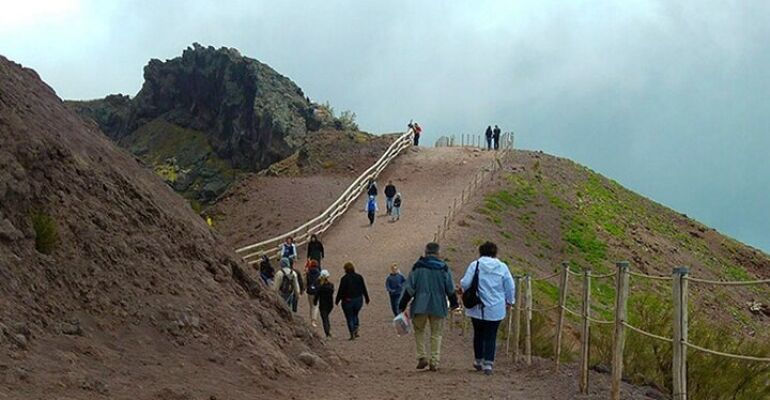 Naples Mount Vesuvius and Pompeii Tour
