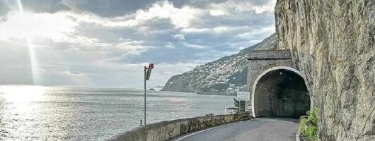 Private Deluxe Tour: Amalfi and Pompeii – Custom Pickup
