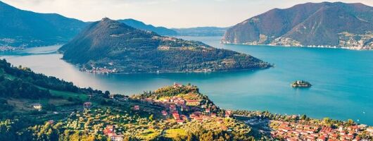 From Milan: Lake Iseo, Bergamo & Franciacorta Wine Tour