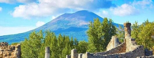 Pompeii and Vesuvius Select from Amalfi