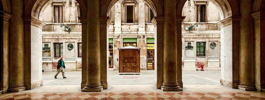  Afternoon in Venice : Basilica + Doge's Palace + Gondola