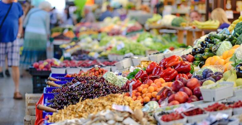 Naples Historical Walking Tour with Food Tasting