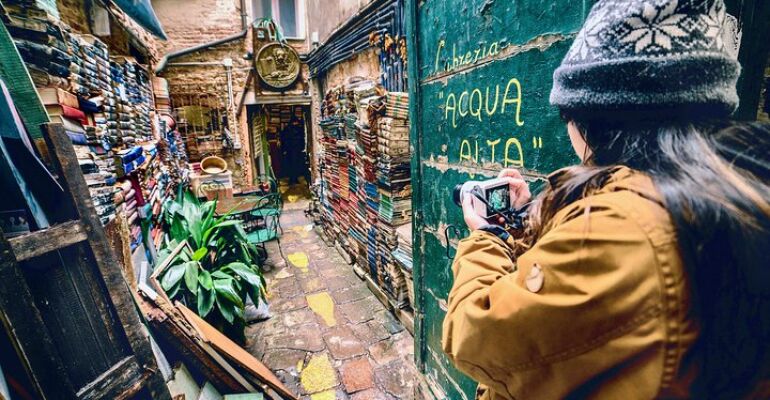 Venice Historical Walking Tour Experience