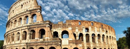 Colosseum Group Tour with Roman Forum and Palatine