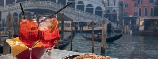 Venice Sunset Walking Tour with Local Bites and Drinks