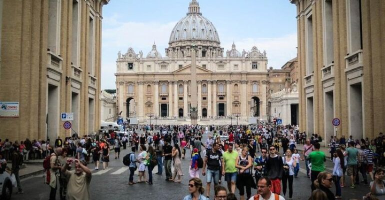 Rome Highlights Private Tour and Transfers