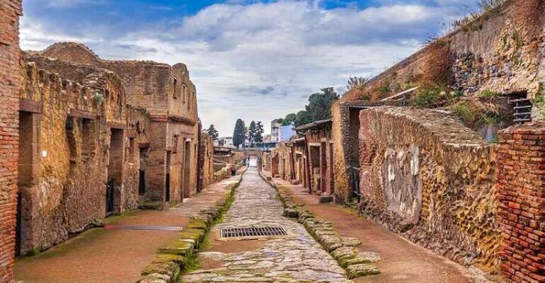 Pompeii and Herculaneum Private Archaeological Tour