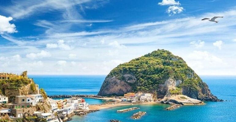 Ischia Porto Scenic Boat and Food Tour