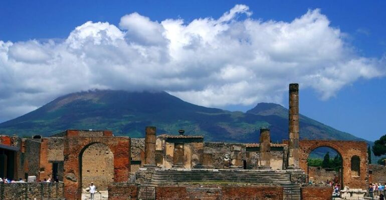 Pompeii and Herculaneum Archaeological Wine Tour