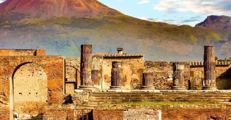 Pompeii Private Guided Tour and Wine Tasting