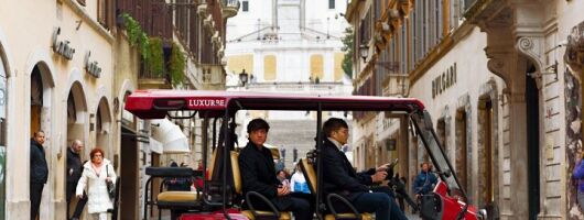 Tour of Rome in Golf Cart: Square and Fountains of Rome