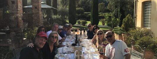 Wine tasting in Lucca "at home" with expert sommelier - 5 wines 