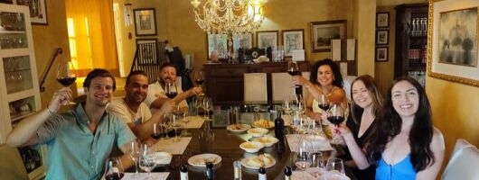 Wine tasting in Versilia with sommelier - 5 wines and local products