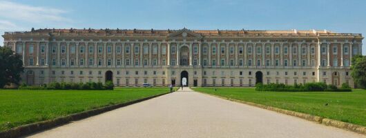 Full Day Private Tour to the Royal Palace of Caserta and Pompeii