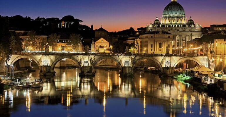 Rome Nighttime Illuminated City Tour