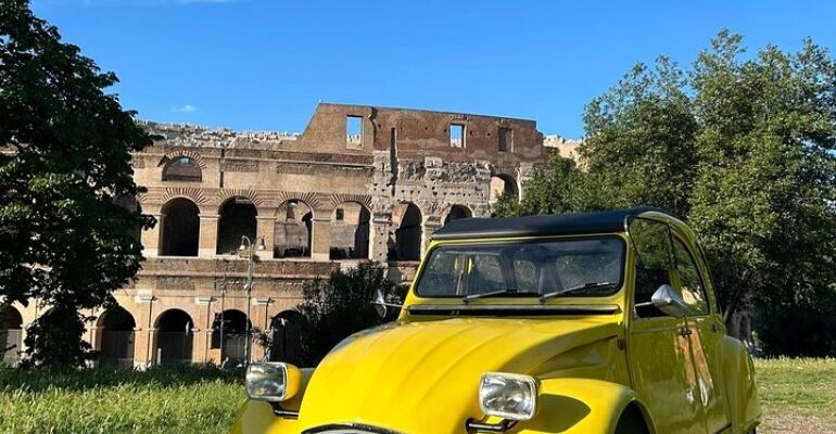 Rome Vintage Car Tour and Scenic Experience