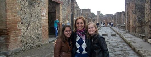 Pompeii tour with archaeologist