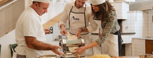 4 Hours Guided Tour of the Limoneto with Pasta Cooking Class