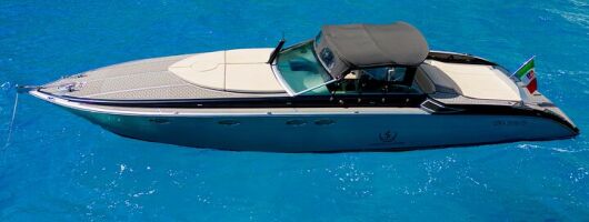 Skip the Traffic: High-Speed Private Yacht Charter to Capri!