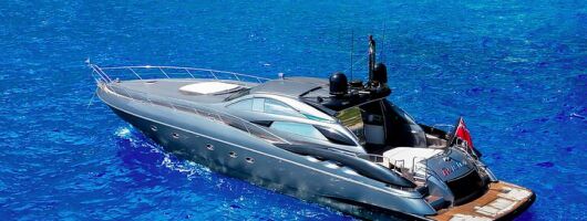 Private Luxury Yacht Escape: Full-Day Cruise to Ischia or Procida