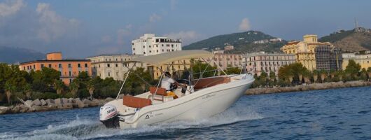 Amalfi coast private tour to Positano with skipper