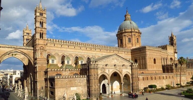 Palermo Historic Center and Market Tour