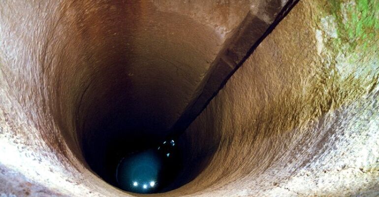 Orvieto Underground Archaeological Exploration Experience